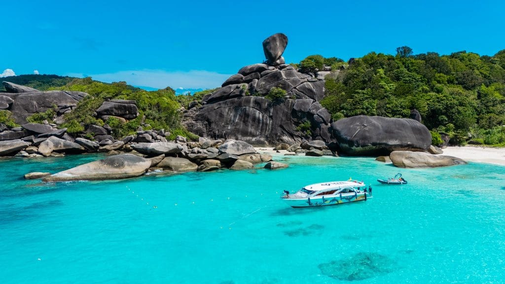 Phuket: Similan Islands Tour – Snorkeling, White Sand Beaches & Sail Rock Views — photo 17 of 19