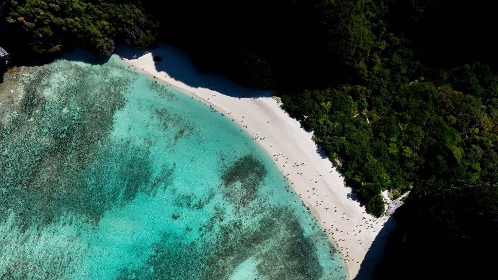 Phuket: Island Hopping to Phi Phi, Maya Bay & Bamboo Island by Speedboat — photo 20 of 27