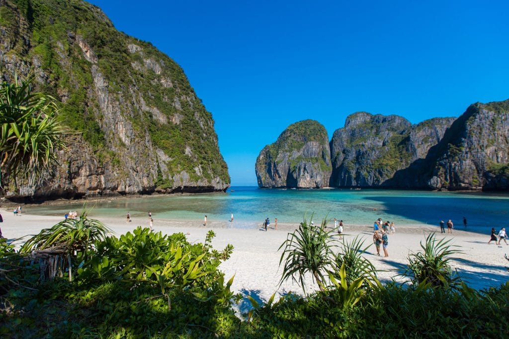 Phuket: PhiPhi Island - Pileh Lagoon - Maya Bay - Maiton Island - Sunset (Whale Shark Fleet) — photo 17 of 28