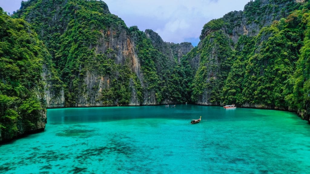 Phuket: Island Hopping to Phi Phi, Maya Bay & Bamboo Island by Speedboat — photo 25 of 27