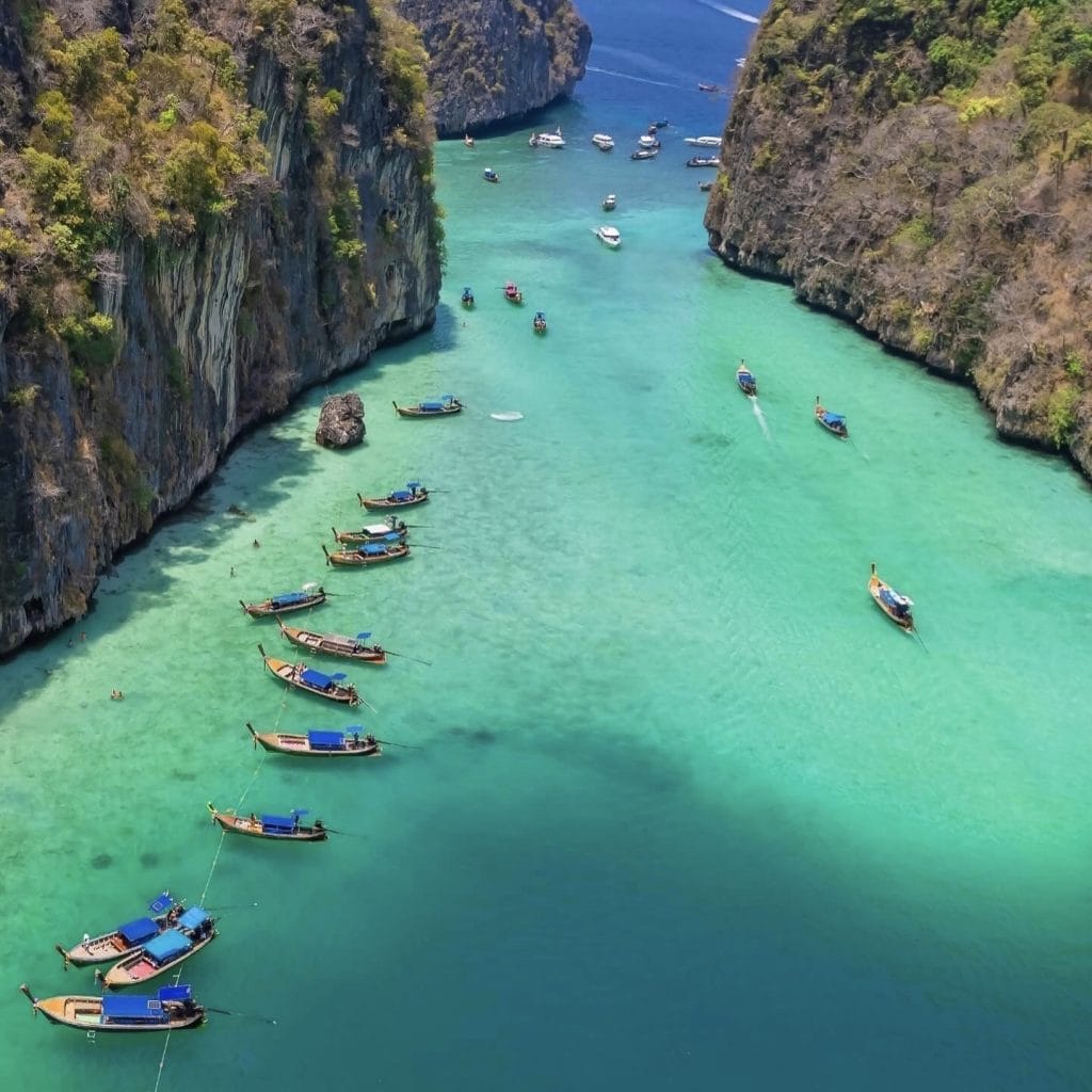 Phuket: Phi Phi Islands Semi-Yacht Tour – Maya Bay, Pileh Lagoon & Snorkeling Adventure — photo 19 of 36