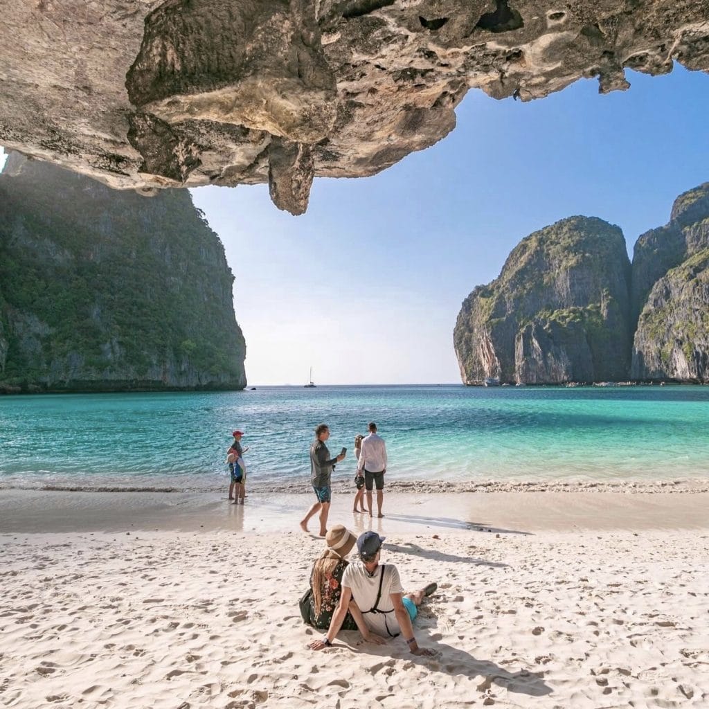 Phuket: Phi Phi Islands Semi-Yacht Tour – Maya Bay, Pileh Lagoon & Snorkeling Adventure — photo 22 of 36