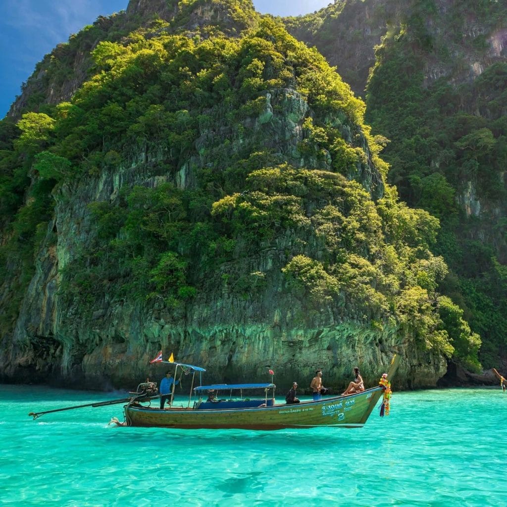 Phuket: Phi Phi Islands Semi-Yacht Tour – Maya Bay, Pileh Lagoon & Snorkeling Adventure — photo 23 of 36